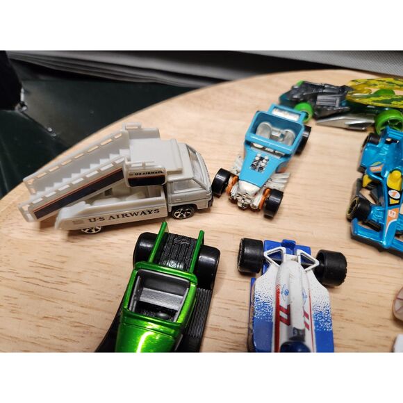 Little Boys Toy Car Lot – Mixed Brands, Small Scale Vehicles - Picture 7 of 10